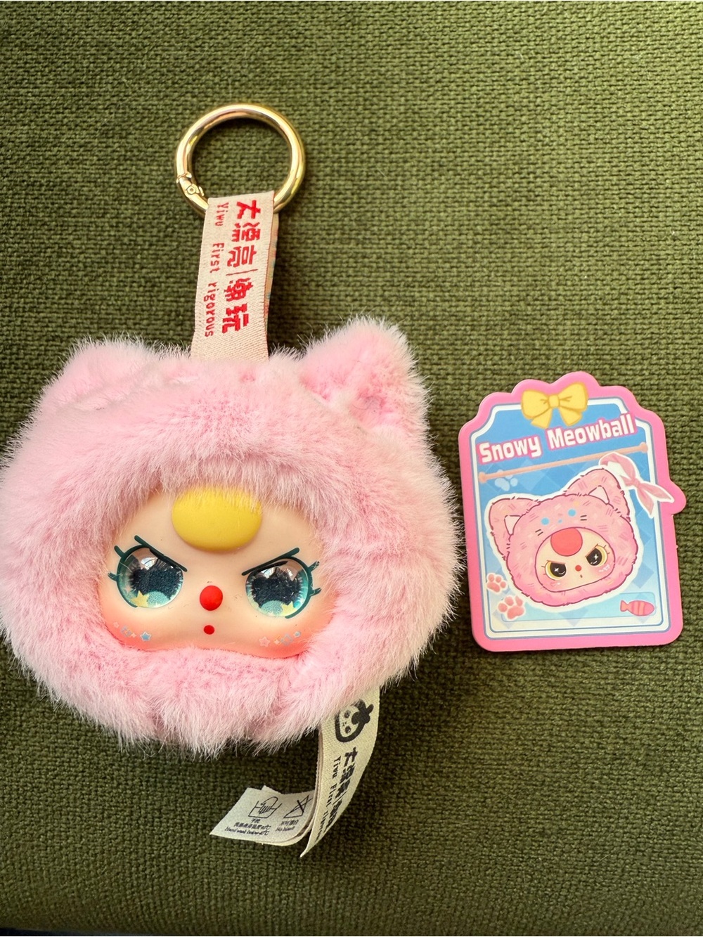 Snowy Meowball Pink Baby Three keychain